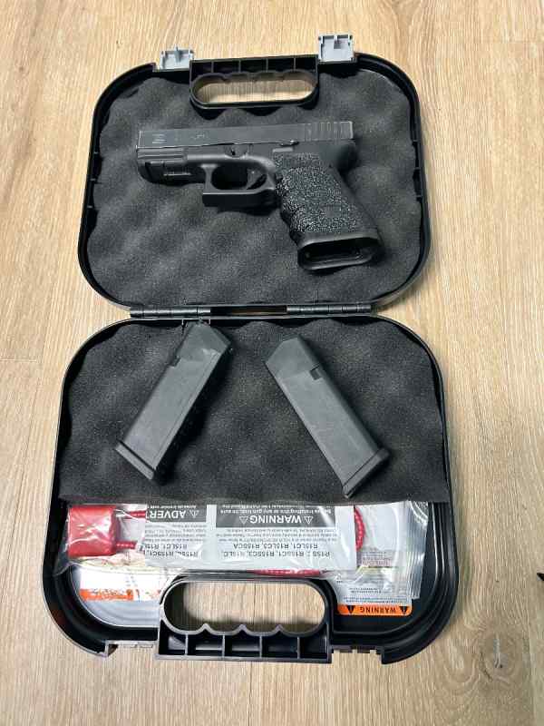 Glock 19