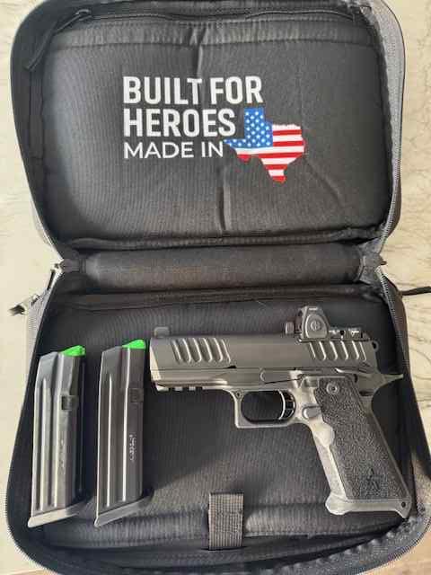 Staccato P4-HD, Trijicon RMR, 3,000 OBO