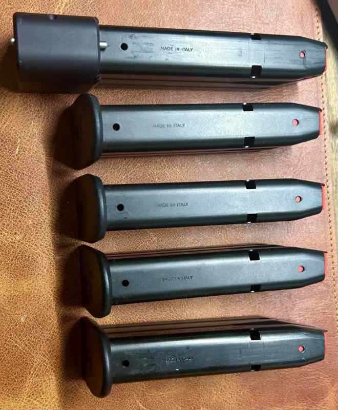 PPQ mags 1.jpg