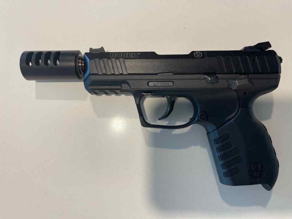 RUGER - SR22