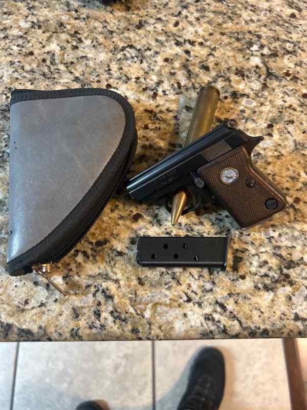 1963 COLT JUNIOR .25 ACP 2 MAGAZINES 