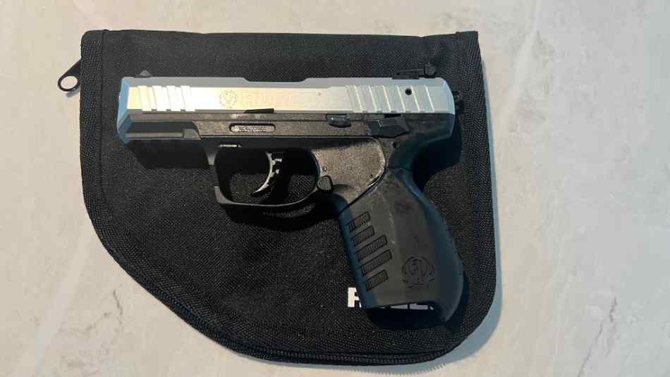 RUGER_SR22PS.7.jpeg