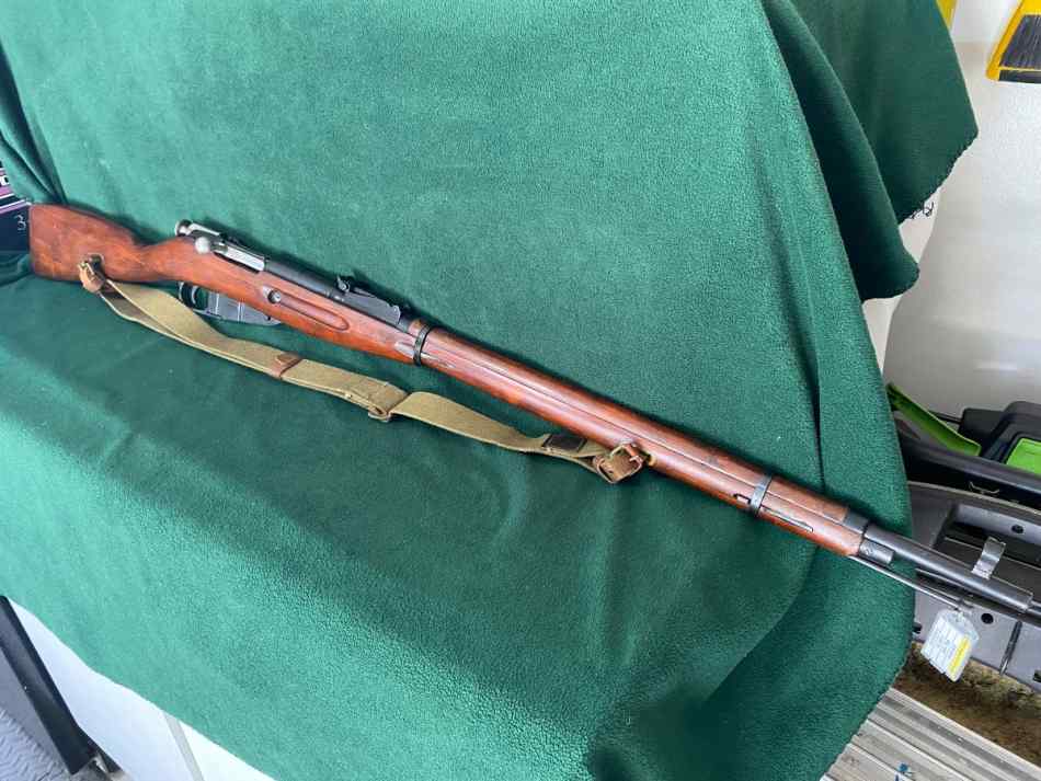 Mosin Nagant - View of Right Side.jpg