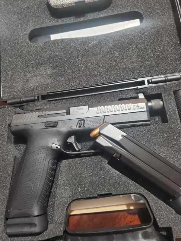 Cz p10f 