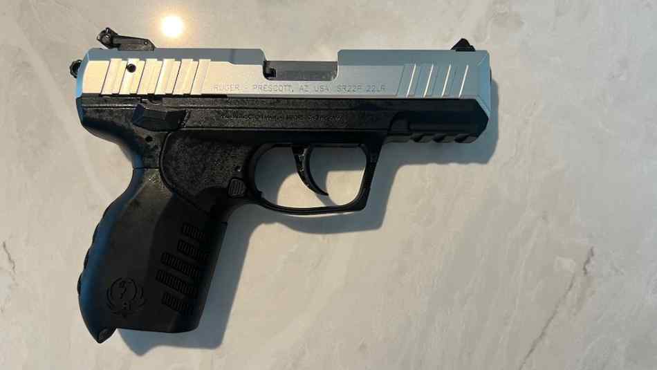RUGER_SR22PS.2.jpeg
