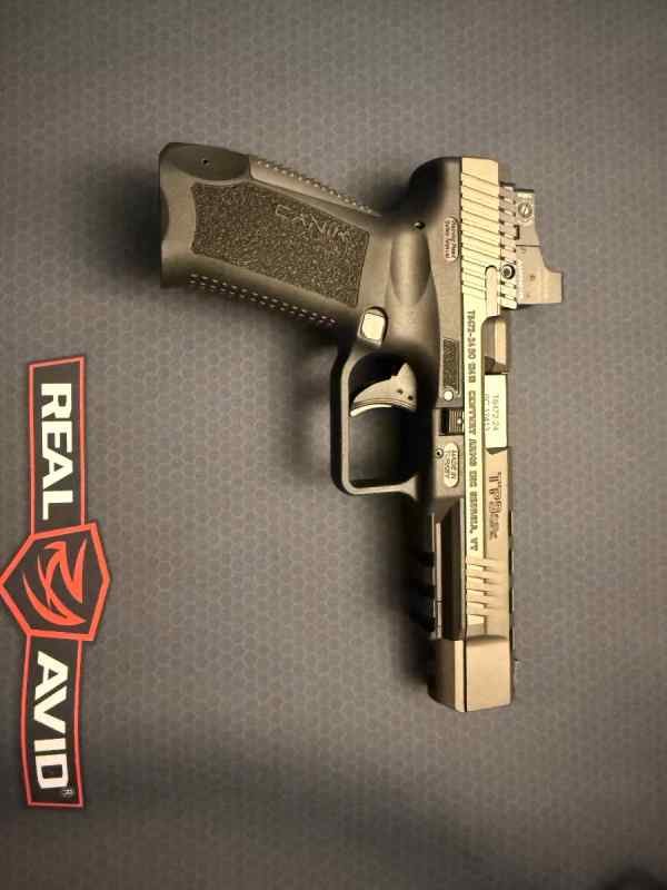 Canik TP9SFX With  BURRIS FASTFIRE OPTIC