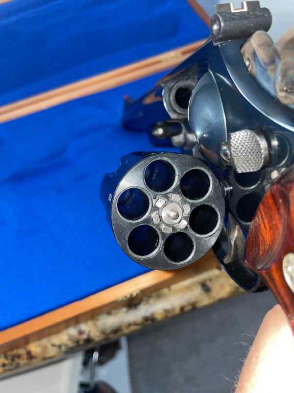 S&W 4.jpg