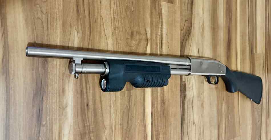 Mossberg 500A mariner with streamlight TL racker! 