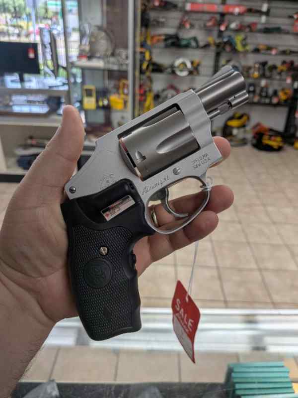Smith Wesson 642-2 .38 spl Revolver Crimson Trace 