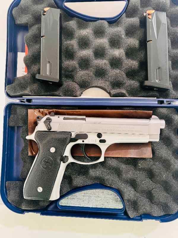 Beretta 92 FS INOX -Made in Italy - New