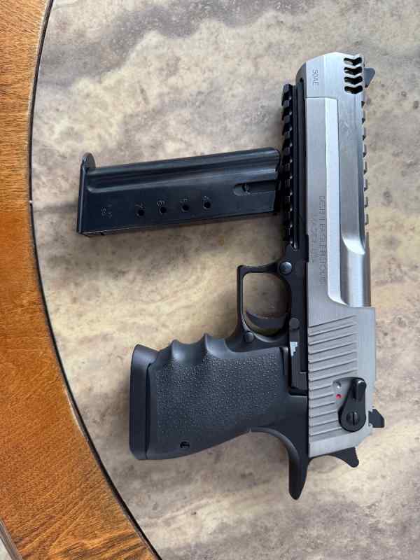 Desert Eagle 50AE