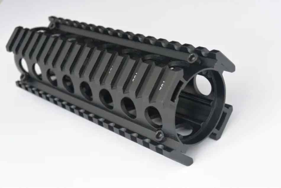 BRAND NEW - Quad Rail AR-15 Hand-guard BLACK &amp; FDE