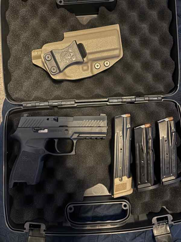 Sig P320 compact