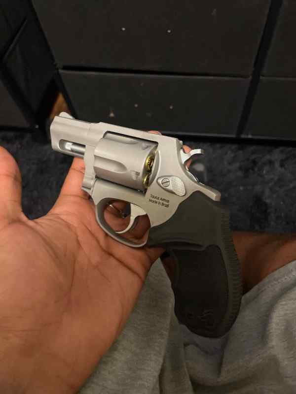Taurus 357 snub 