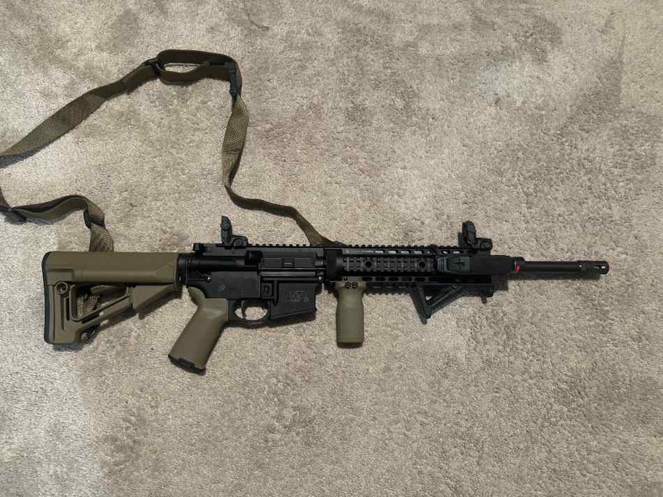 S&amp;W M&amp;P 15