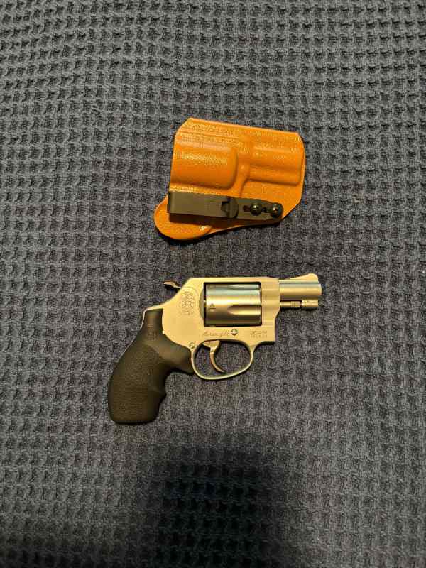 S&amp;W 637 38 FS FT