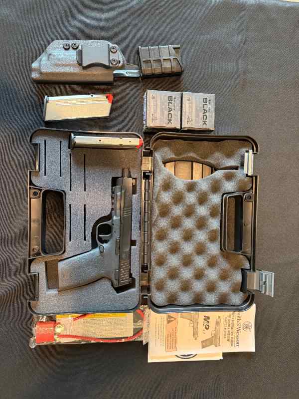 M&amp;P 5.7 
