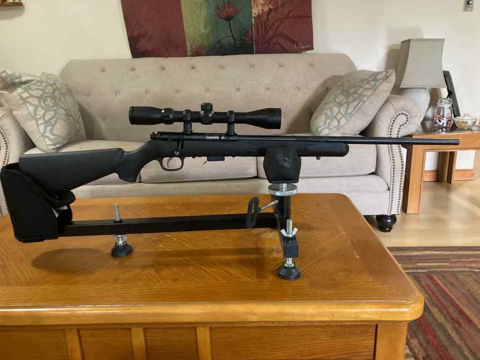Savage 93R17