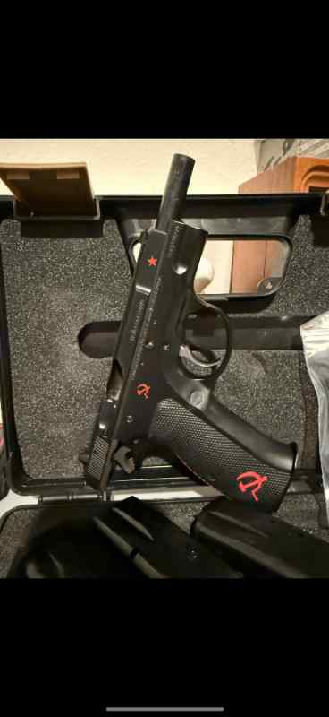 CZ 75 B COLD WAR COMMEMORATIVE