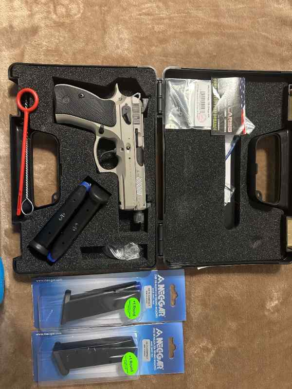 CZ PO1 urban grey