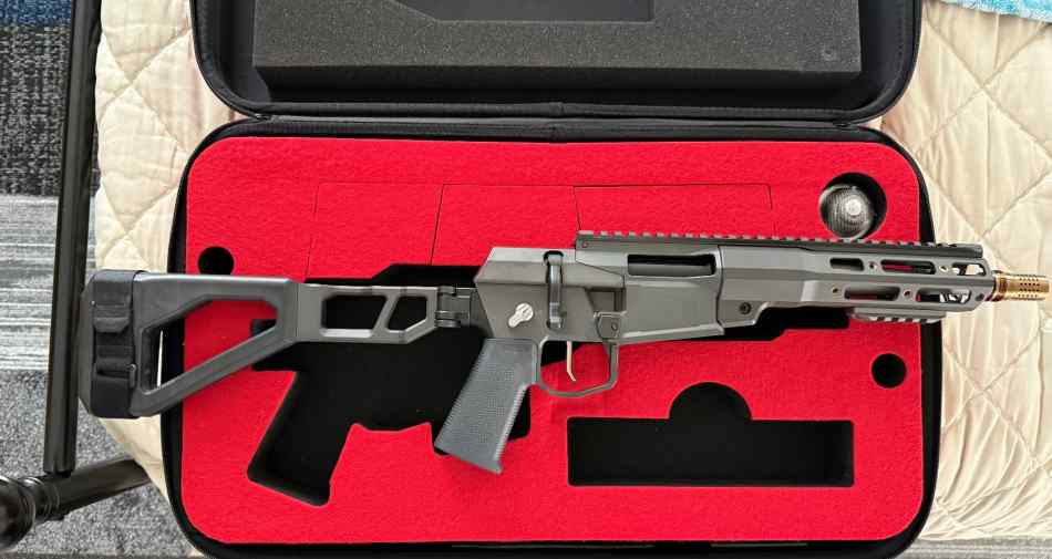 Q Mini Fix 300BLK  pistol w/ Folding Brace, LNIB