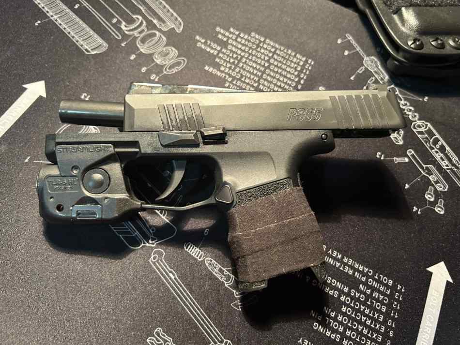 Sig P365 w/ TLR-6 HL