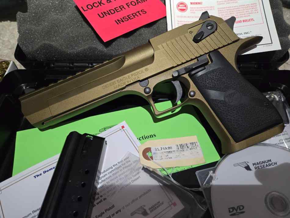 Desert Eagle .44MAG,  Burnt Bronze
