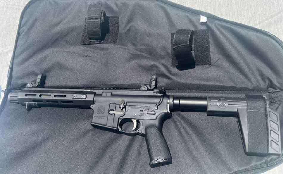 Springfield Armory Saint 223/5.56 ST975556B