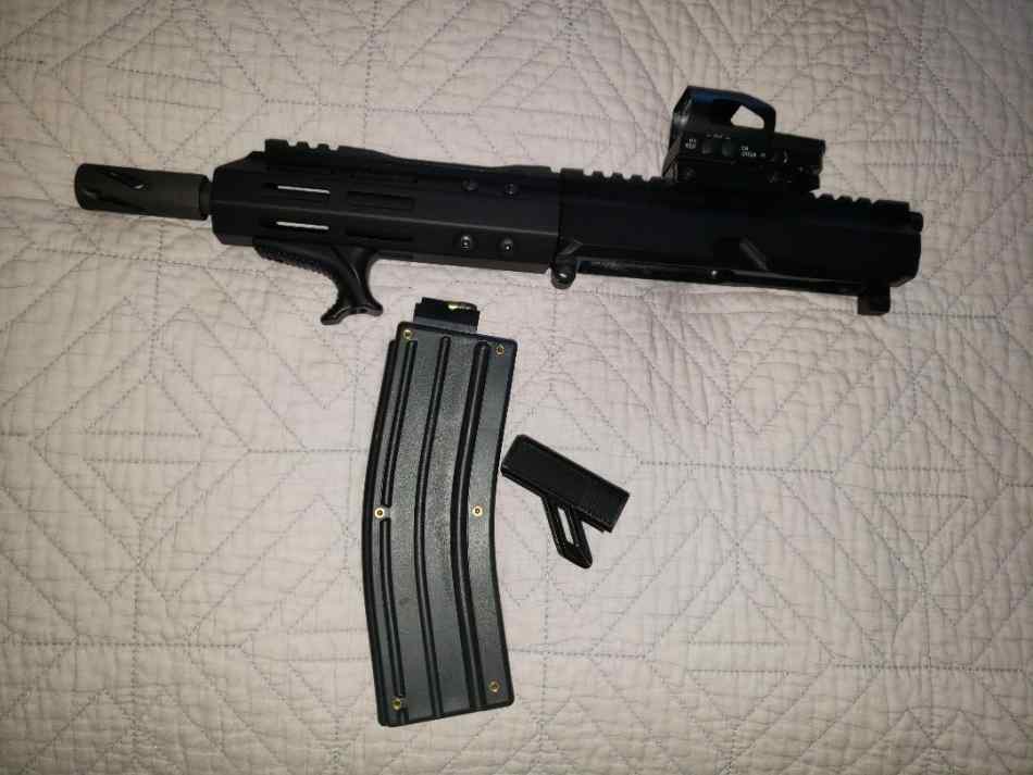 BCA 22 L.R. SIDE CHARGING UPPER 