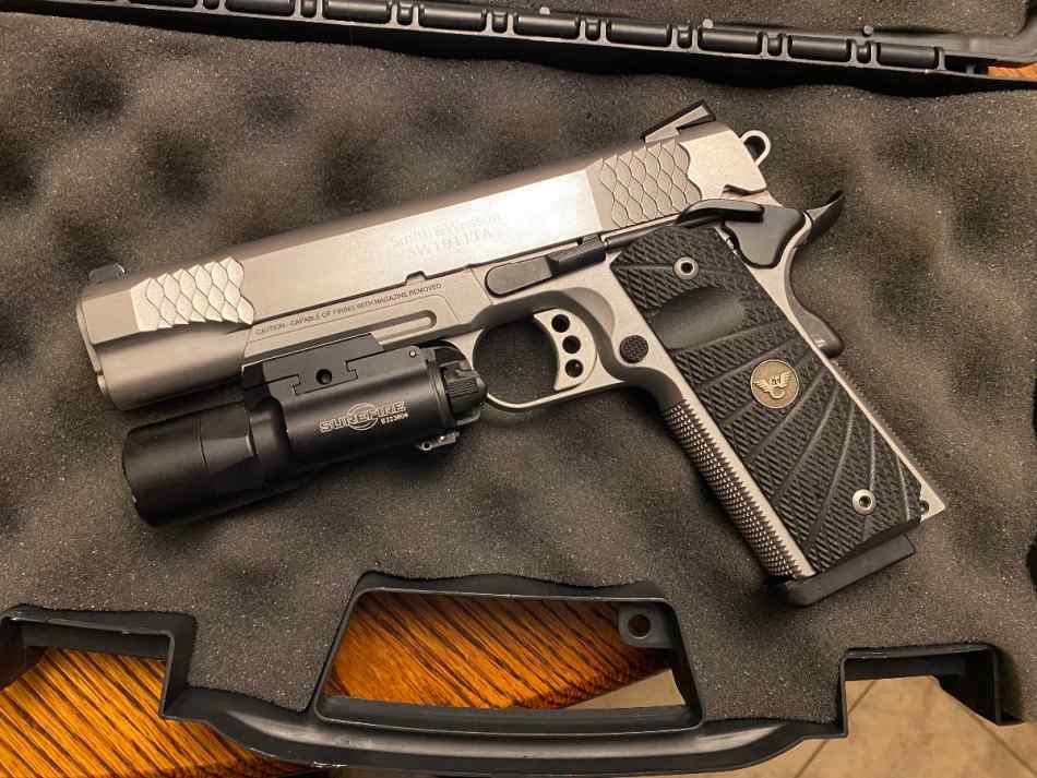 S&amp;W Smith and Wesson E Series SW 1911 TA