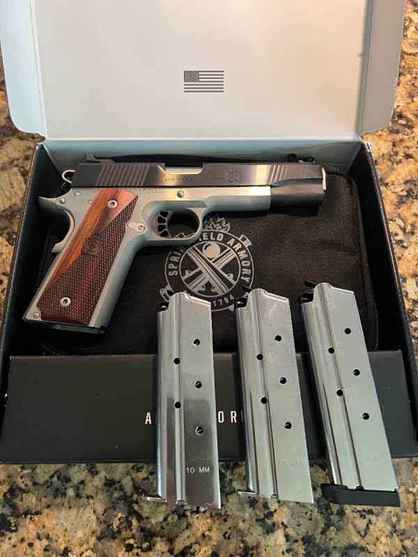 Springfield Armory Ronin 10mm 1911