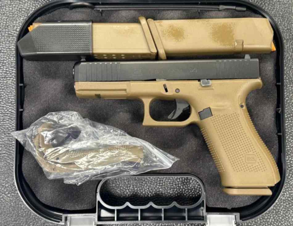 Glock 17