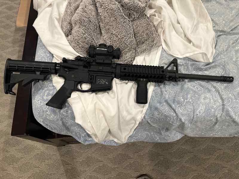 Smith and Wesson M&amp;P Ar15
