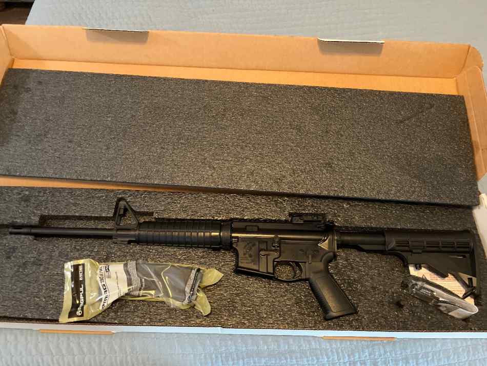 Ruger 5.56 AR15 rifle - NEW IN BOX - unfired