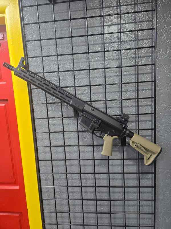 USED STAG10.jpg