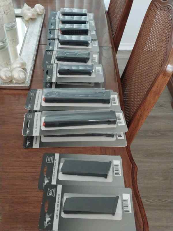 GLOCK FACTORY MAGAZINES - 10mm - 9mm - 40 S&amp;W 