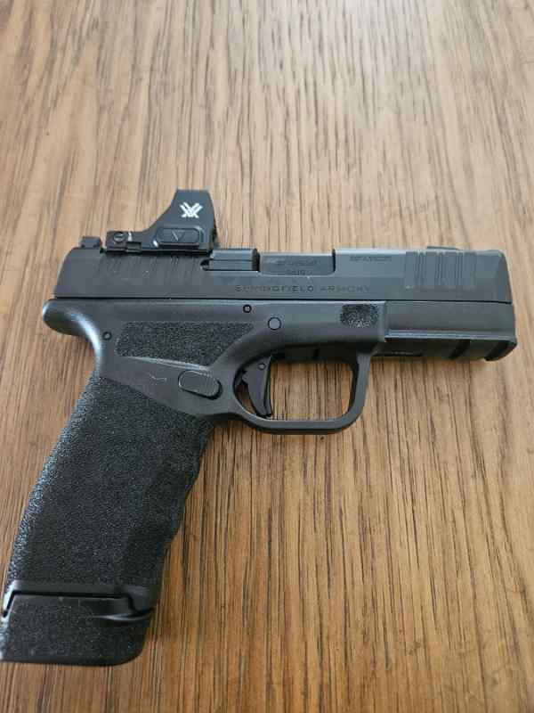 Springfield Hellcat Pro 