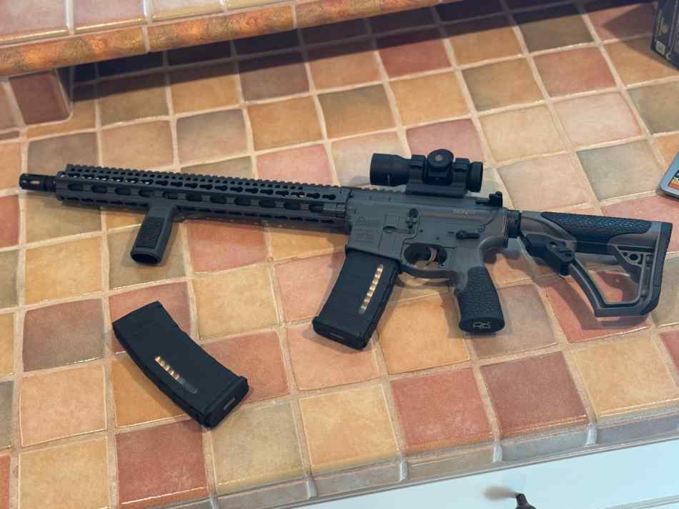 Daniel Defense DDM4V11