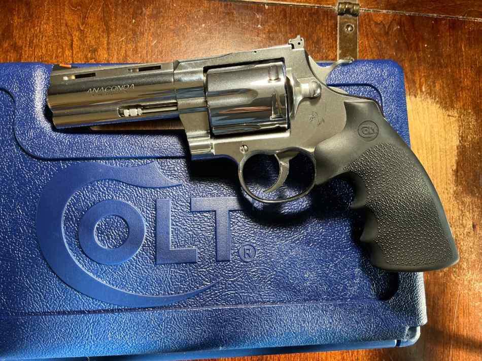 *** REDUCED*** COLT ANACONDA .44 Mag.