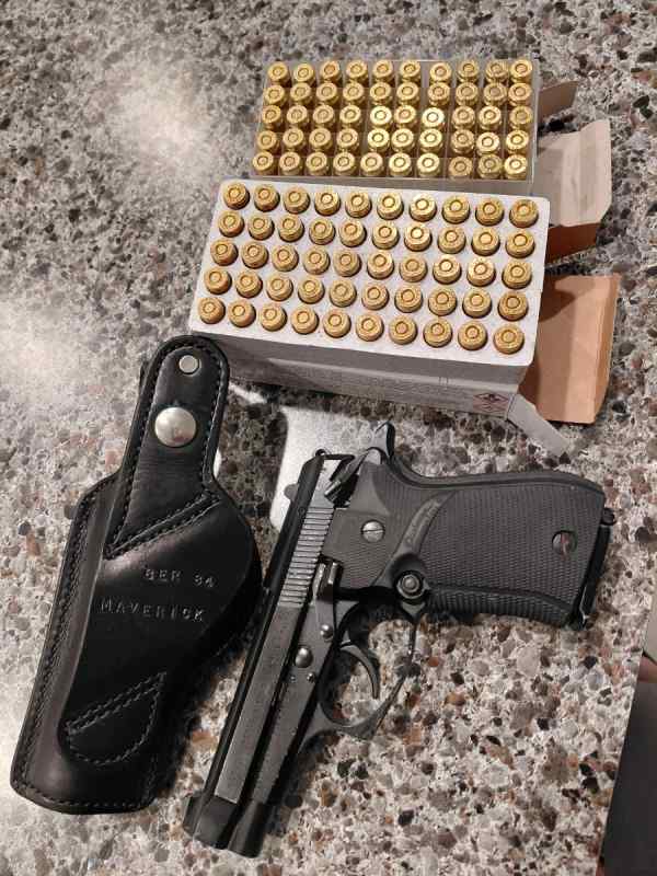 (TAMPA/SUN CITY CENTER) Beretta 84F with Ammo