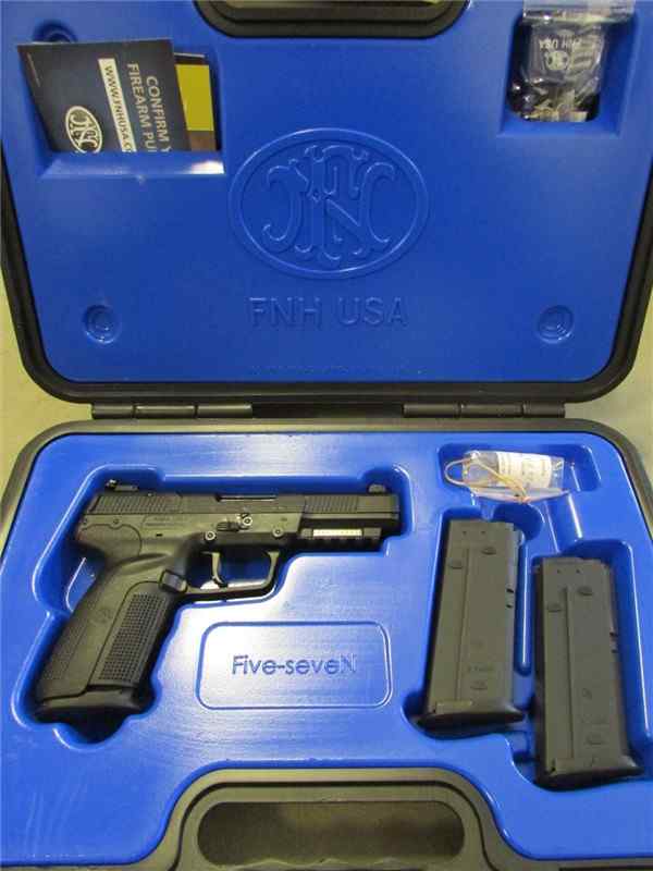 FNH-USA Five-SeveN MKII 5.7X28mm BLACK.1.jpg