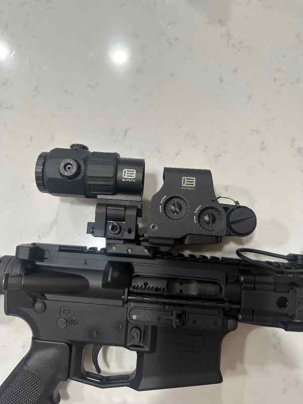 EOTech EXPS3-4 w/ G45 Magnifier and Riser