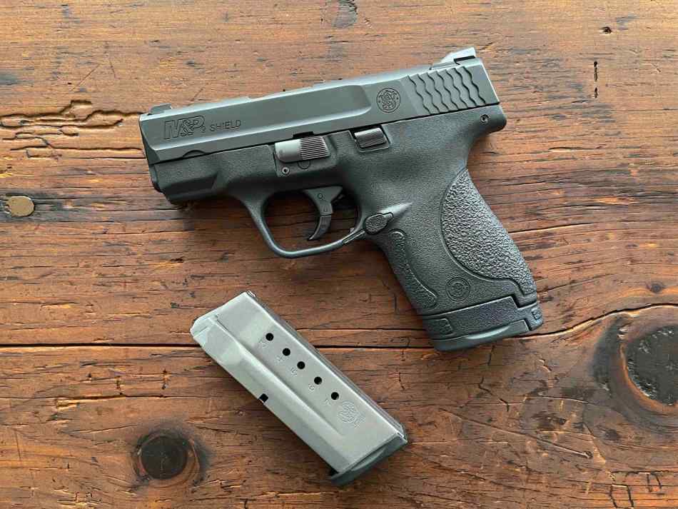 Smith &amp; Wesson  M&amp;P 9 Shield