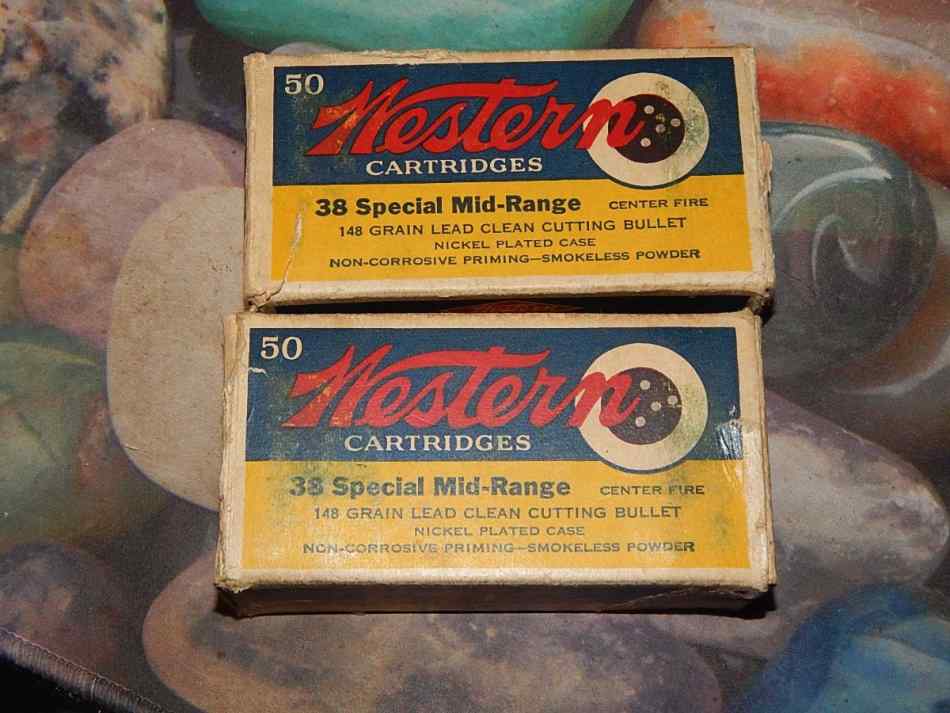 Vintage Western 38 Special cartridges. 
