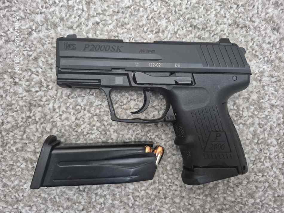 WTT HK P2000SK .40 w/ 300 rounds +Holster