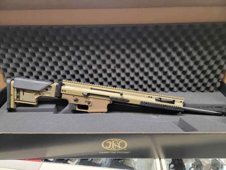 FN SCAR 20S FLAT DARK EARTH 7.62 / .308 WIN 20