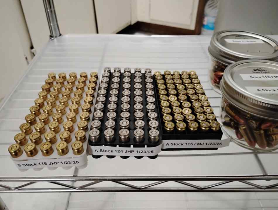 399x 9mm: 95x JHP / 93x P+ JHP Gold Dot / 234x FMJ