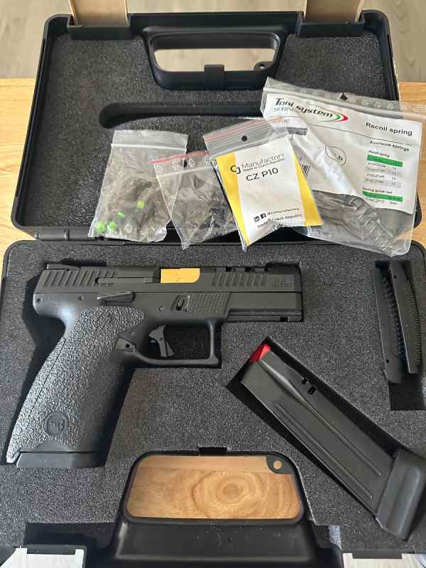CZ P-10C Pistol