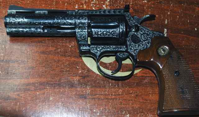 Custom Engraved Colt Diamondback.2.jpg