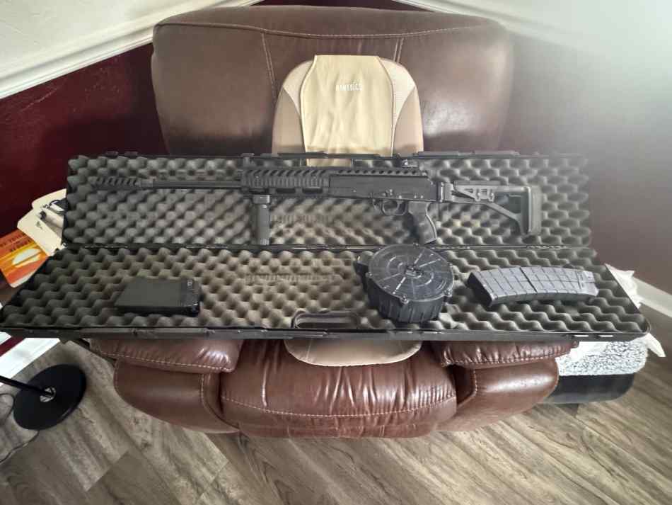 Saiga 12 with drum and 2 mags. 